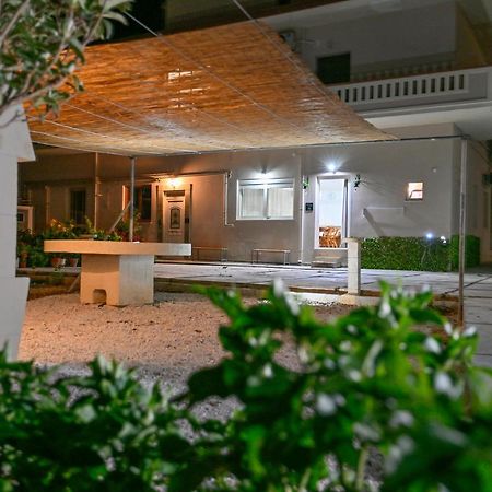 Mpoulakis Apartment 46 키사모스 외부 사진